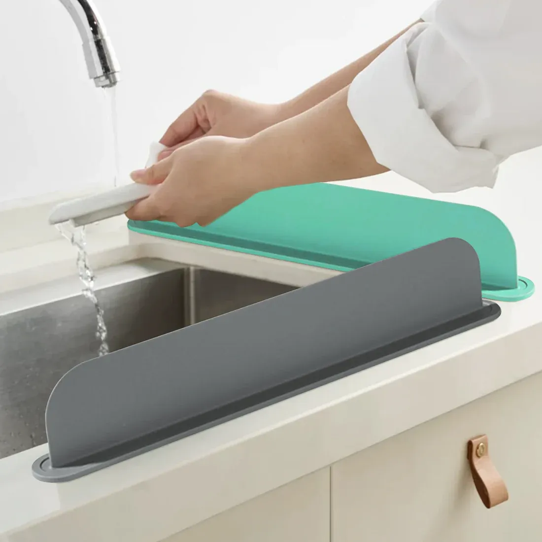 Flexible Silicone Splash Guard for Kitchen Sink Edges - Keep Counters Dry| Easy Fit & Durable
