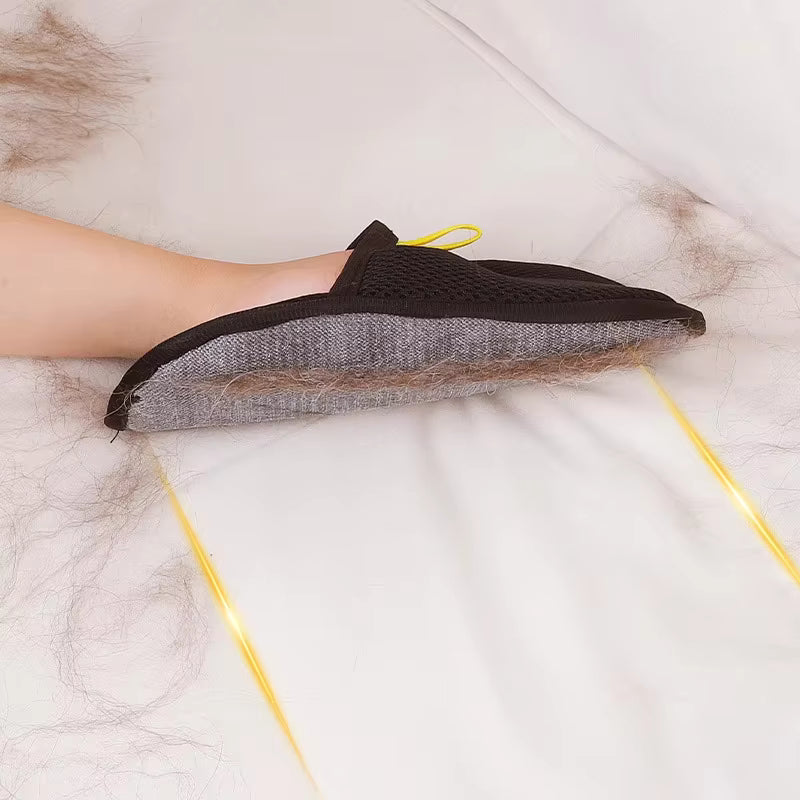 Electrostatic Pet Hair Cleaning Gloves – Remove Hair from Pets, Clothes & Furniture Easily